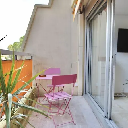Apartment 14459